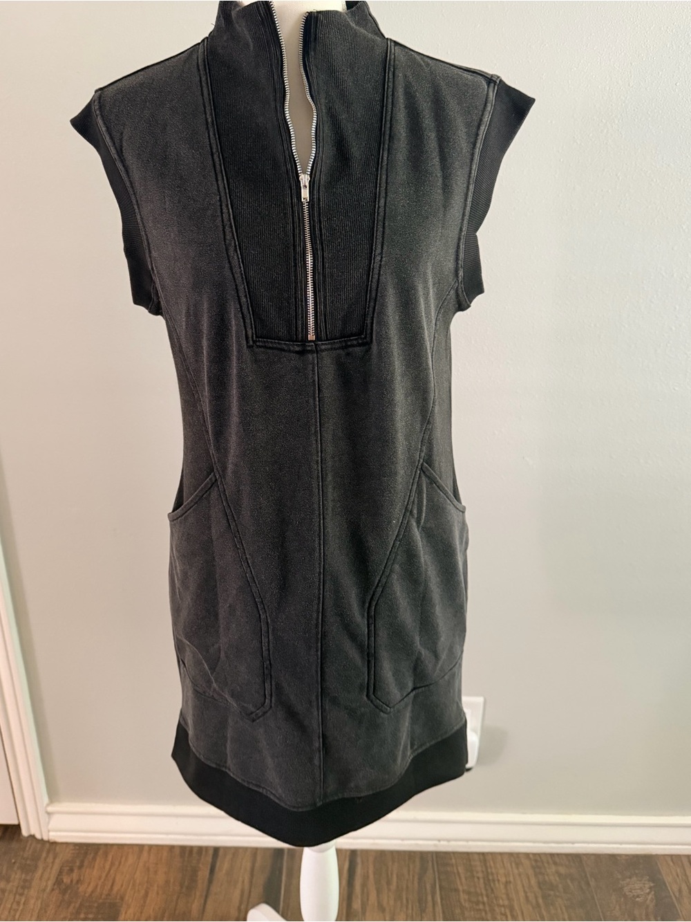 Sleeveless Black Zip-Front Sweatshirt Dress
